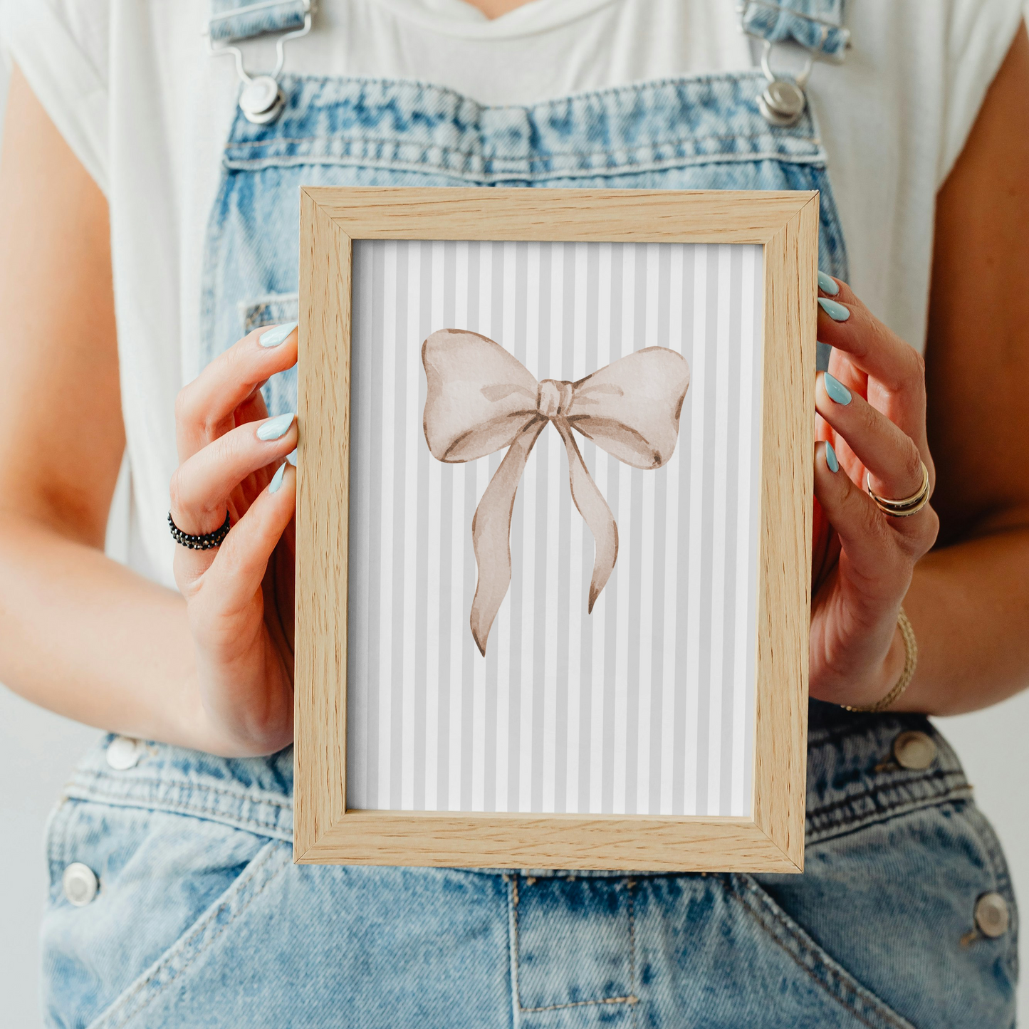 Grey Stripe Bow Print - Beige